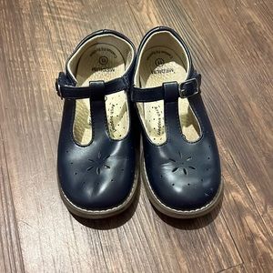 EUC Navy blue Footmates Mary Janes